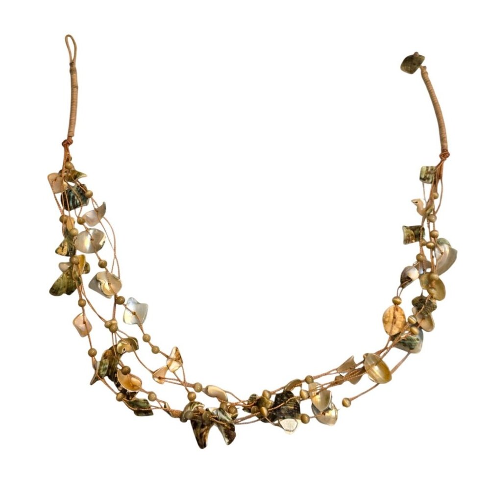 Handcrafted‎ Multi-Strand Shell Bead Necklace 18" - Picture 3 of 7
